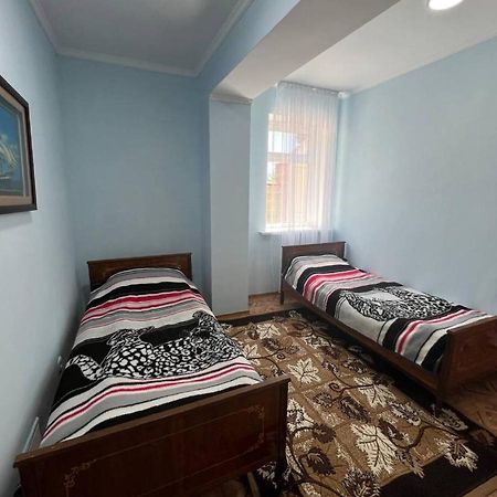 Tan Nuru Guest House Гостевой Дом Тан Нуру Cholpon-Ata Exterior foto