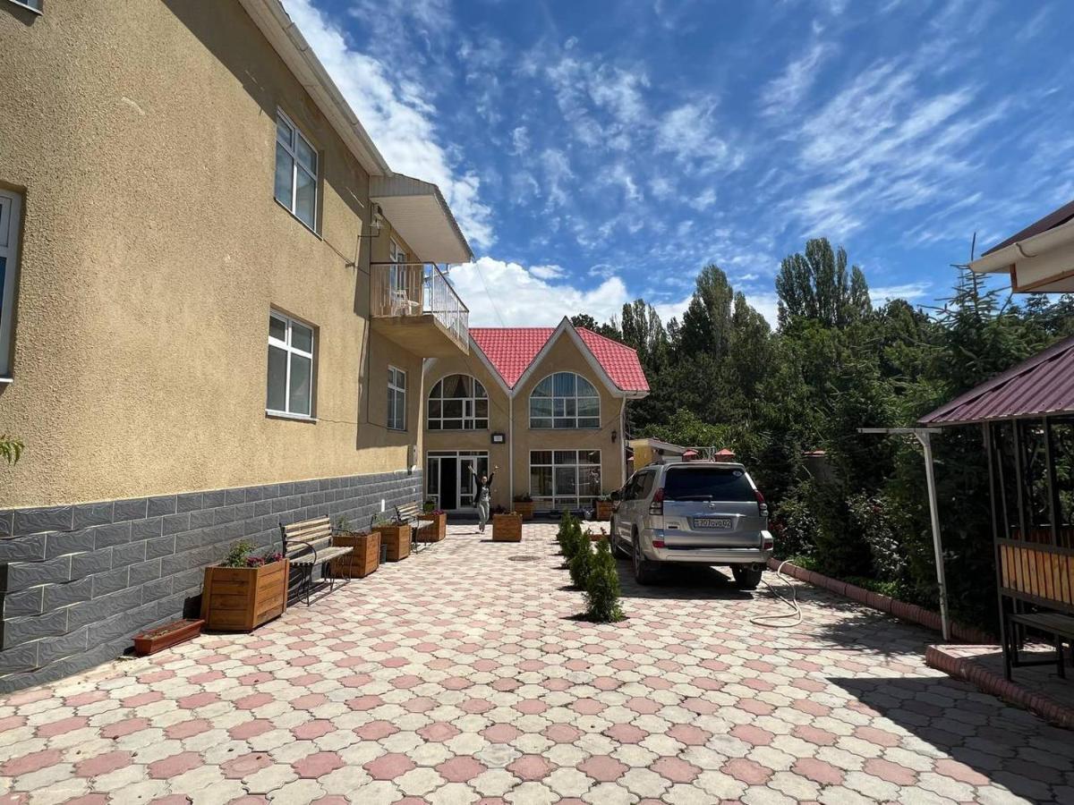 Tan Nuru Guest House Гостевой Дом Тан Нуру Cholpon-Ata Exterior foto